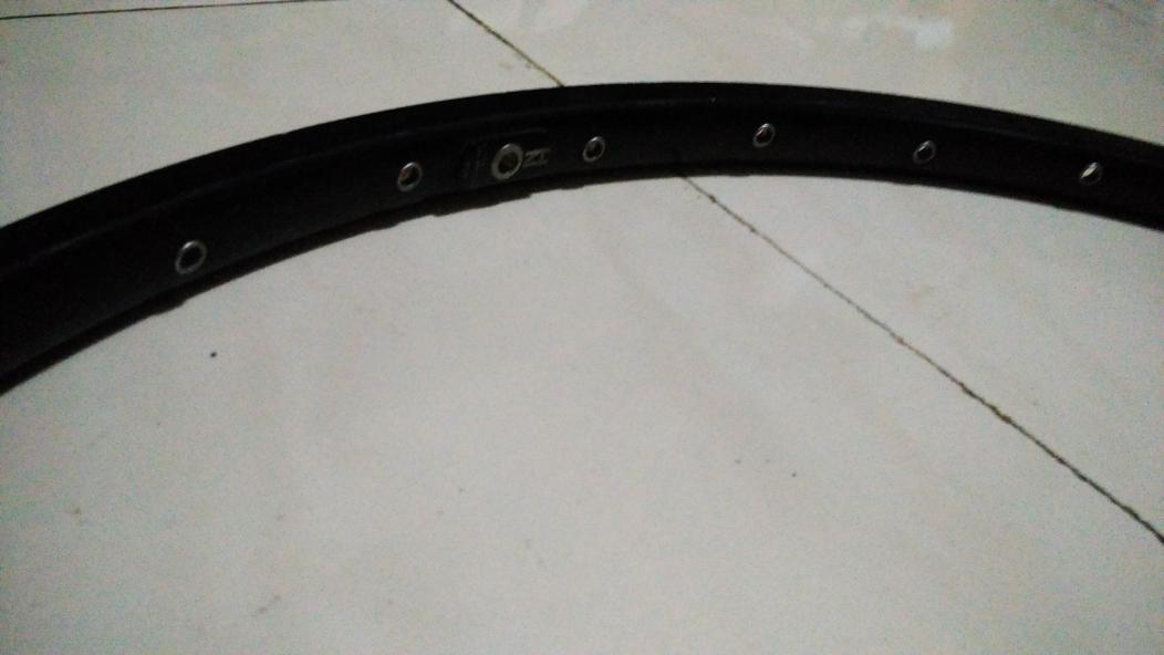 Strafixiegear's tweet photo. Wts rims fnr tb14 32h,track bar njs b123 Bu!!!!,id line:leonardoryanto #fnfjb #fpjb #rbjb @MegaBikeshop https://t.co/8nYxCLdrDS