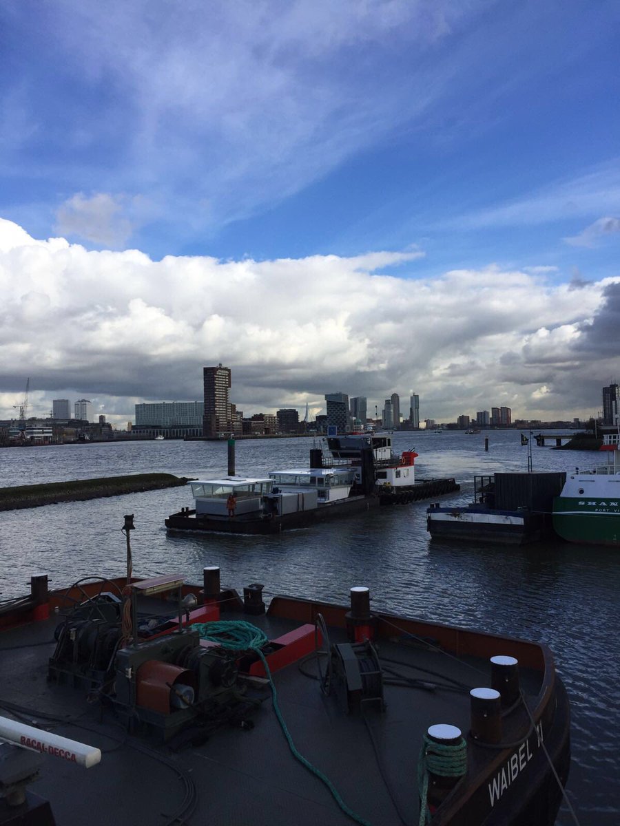 ShipyardTrico's tweet photo. Vandaag geen één maar twee stuks stuurhuizen geladen op de schepen MTS Sara en duwsleepboot Patrijs. https://t.co/zZHkI4fxGO