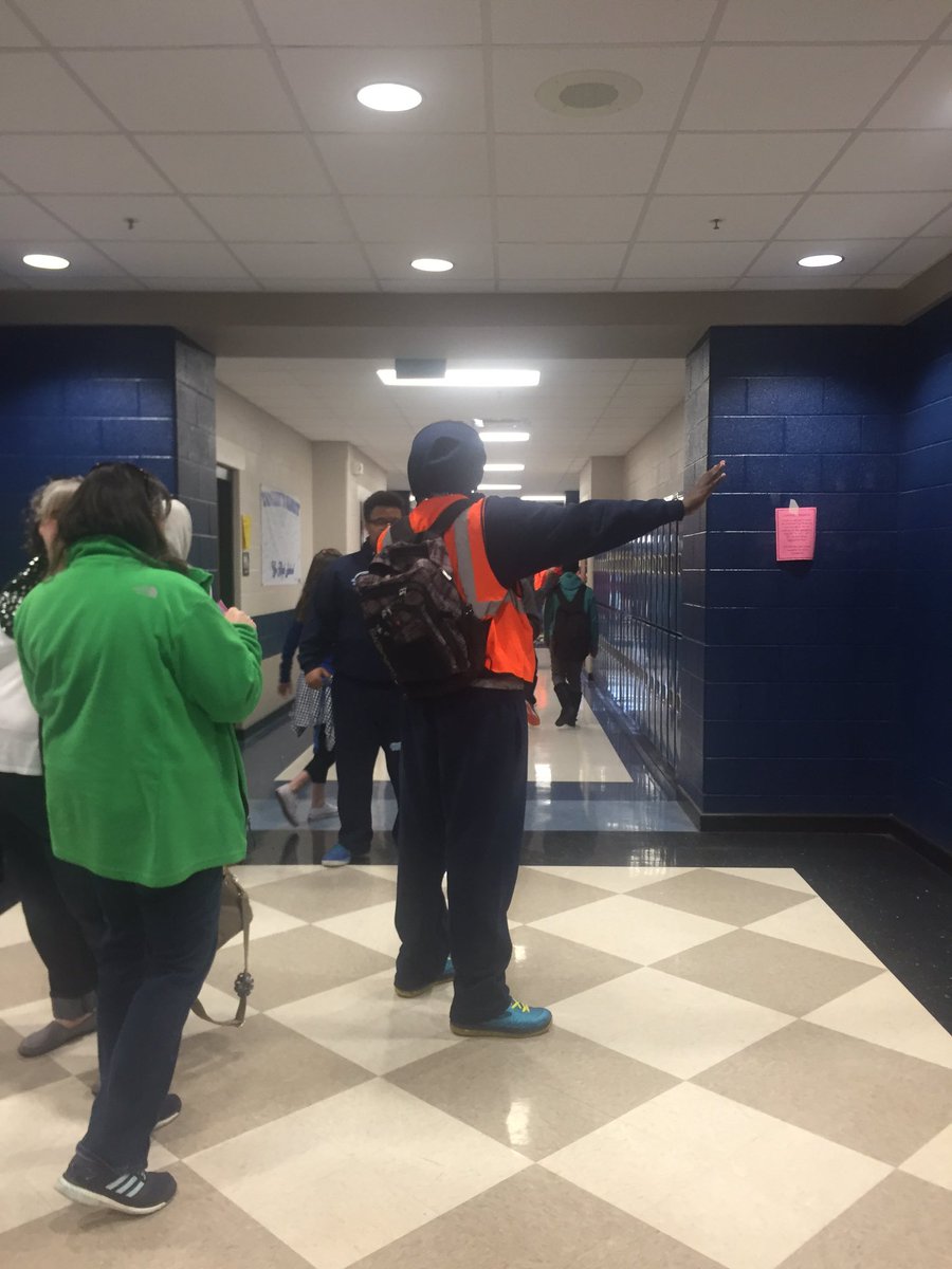 lynlynrussell's tweet photo. #get2class self-appointed hallway patrol https://t.co/WxAHJZvvM1
