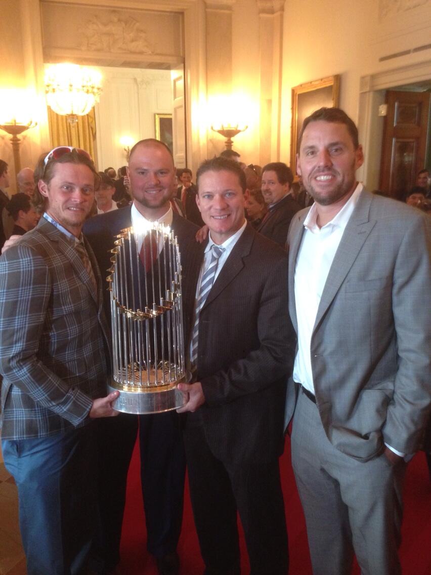 mikethebootguy's tweet photo. #tbt That time when 4 of my favorite guys went to the White House with a World Series Trophy #2013wschamps https://t.co/UAt5eoWc4j
