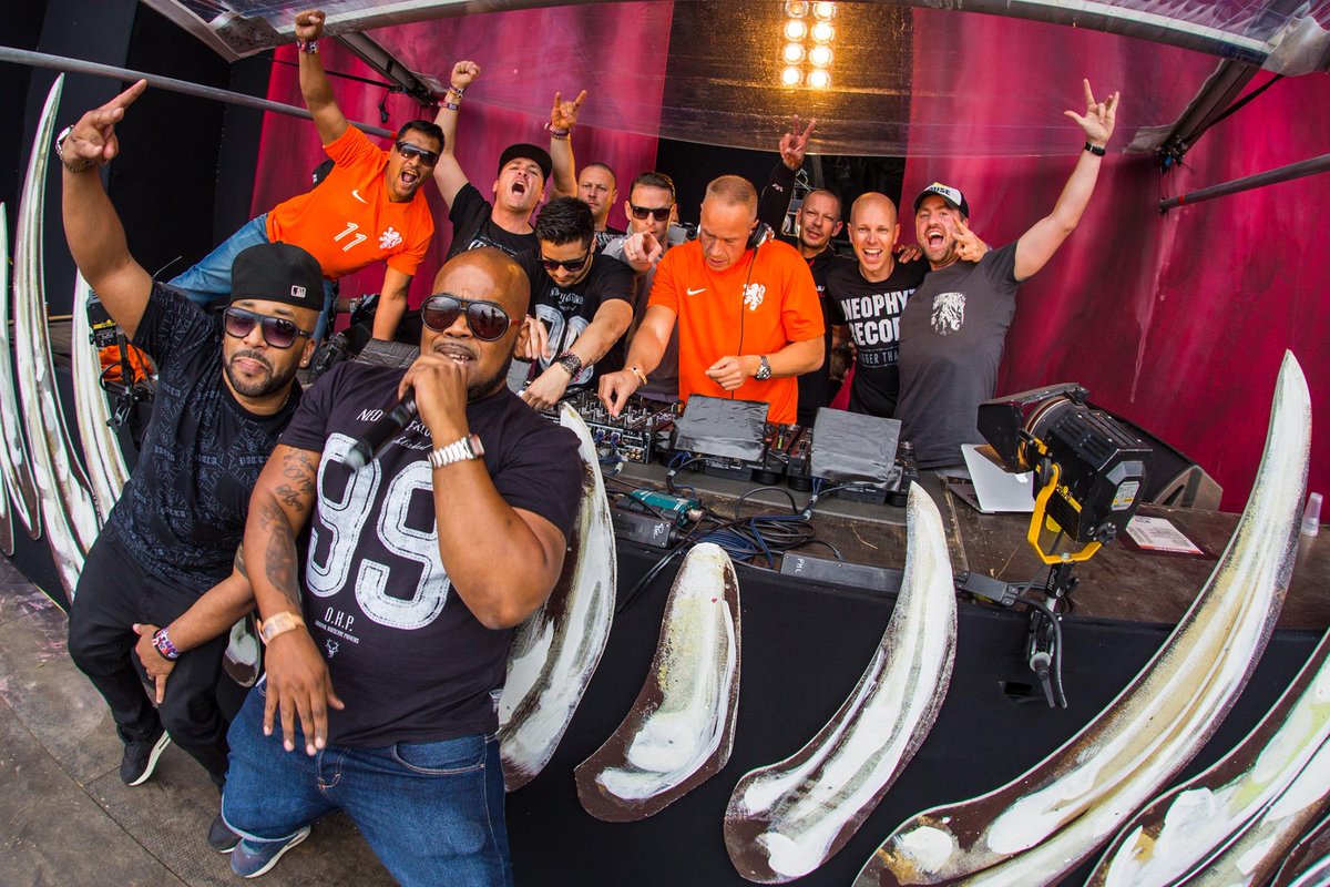 NeophyteRecords tweet picture