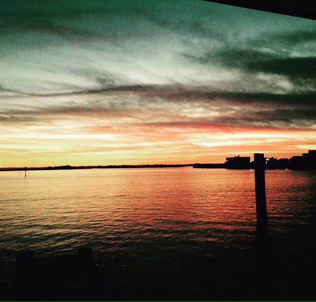 bestofthe_east's tweet photo. Emerald Isle, NC ~ @Davisernest17 https://t.co/H11Pfb4GFG