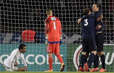 TeamAnthoLopes's tweet photo. Anthony lors de #PSGOL (3-0) ! #CoupedeFrance #AnthonyLopes #TeamAnthonyLopes #TeamOL🔴🔵 https://t.co/Lvq6Abgd4S