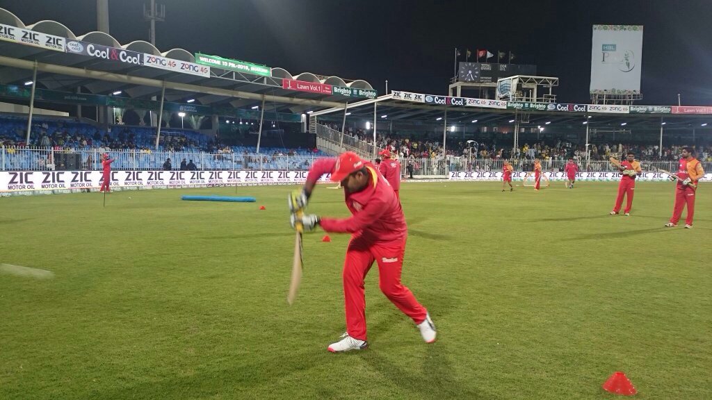 mpakiiprince's tweet photo. Match Day #HBLPSL #ISLAMABADvQUETTA @thePSLt20 @IsbUnited @TeamQuetta
#UnitedWeWin #WeSupportIsbUnited https://t.co/hceKfmLqaJ