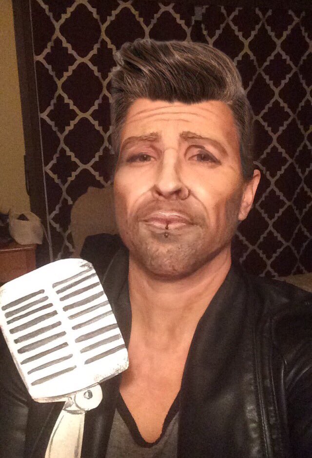 Noemie_make_up's tweet photo. Un inévitable ;) Marc Dupré! #makeupartist #transformation #onlymakeup @marc_dupre https://t.co/TSsq5zHIKG