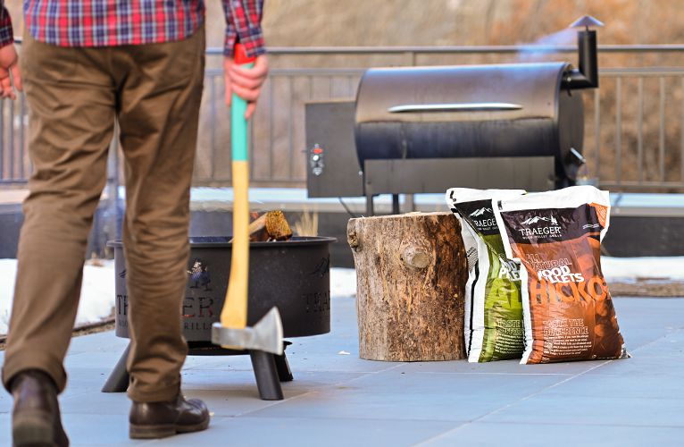 poolsupplywhse's tweet photo. Sweat and Smoke: Hardwood Squats https://t.co/mtnx5aLGAs #traegergrills #poolbbq https://t.co/xKF96AEDOO