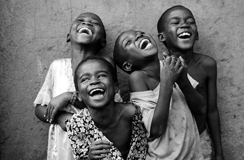 landry_nguemo's tweet photo. Bonne et heureuse journée à la jeunesse camerounaise, futur de notre pays 🇨🇲 #FêteDeLaJeunesse #LeFuturEstEnMarche https://t.co/rcDx2nAhrn