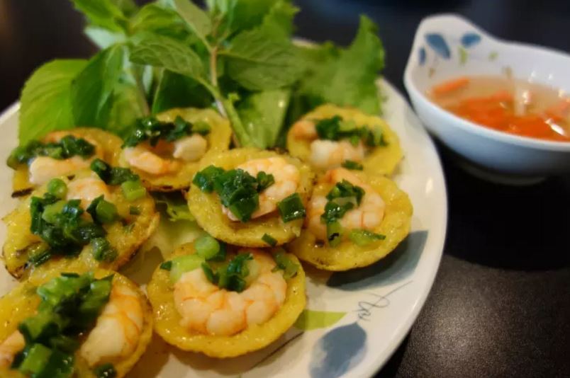 lonelyplanet's tweet photo. #Vietnam on a plate: a tour of Vietnam's best regional dishes: https://t.co/dUhOp7cDW7 #travel #lp https://t.co/G7hkFKHuao