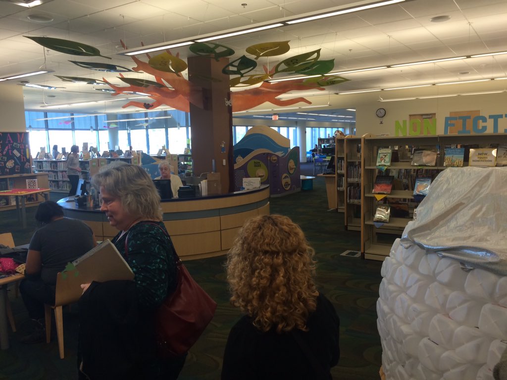 Crissy303's tweet photo. Children's center at the Joint Use Library in Virginia Beach #JULtour #Wowed! https://t.co/LjEAPUy0ho