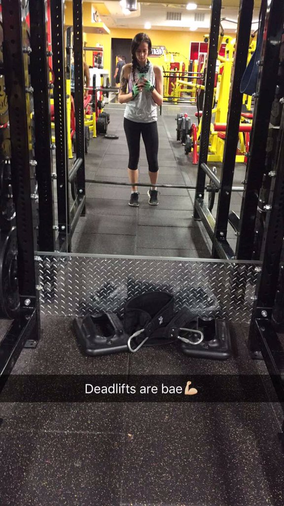 CoffeeLiftStudy's tweet image. How my day is going, yes Twitter world, I'm still alive ☕️🙏🏼💪🏼