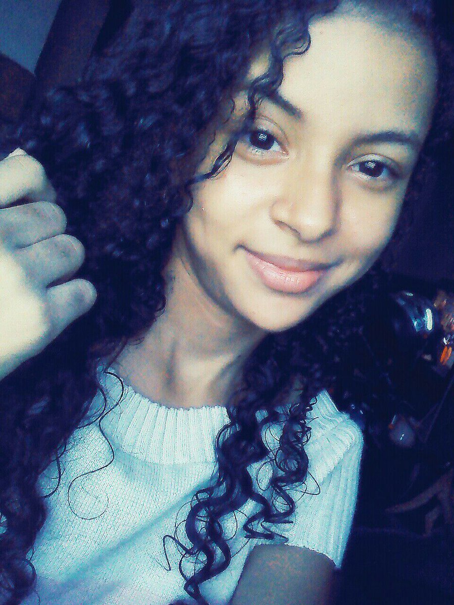 Ela simplesmente cansou de ser doce, com quem é amargo!!