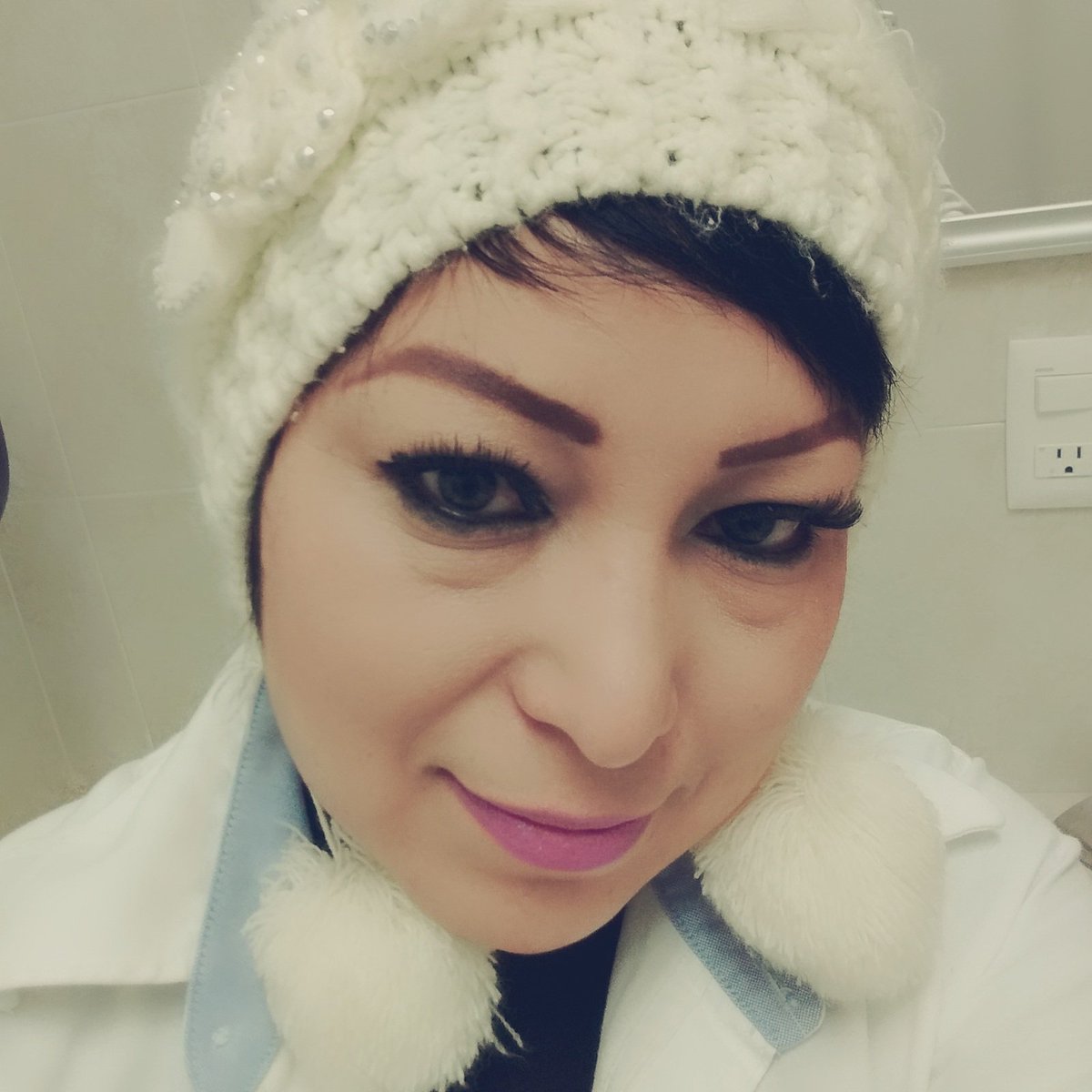 RoxVik tweet picture