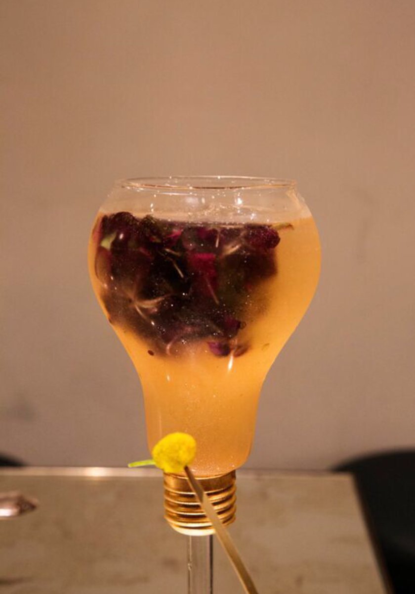 Cheeky Weekend tweet media