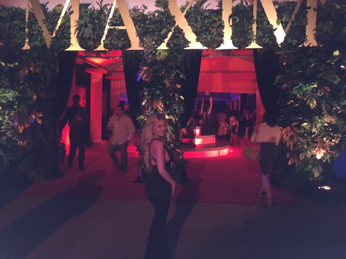 In love w/ my dress for the @MaximMag party by @HouseOfCB  It hugged my curves in all the right places<a class="tags" href="/tag/maximmag">@maximmag</a><a href="/tag/abbyparece"class="tags"><span>#abbyparece</span></a><a href="/tag/playboymexico"class="tags"><span>#playboymexico</span></a>