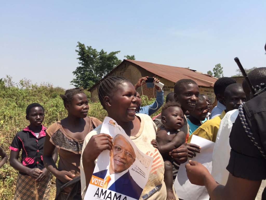 goforward2016's tweet photo. Earlier @AmamaMbabazi opened #GoForward2016 office in #Zeu #AmamaTrail #UgandaDecides @JMNkangi @pesh_em https://t.co/Kr0ywFie62