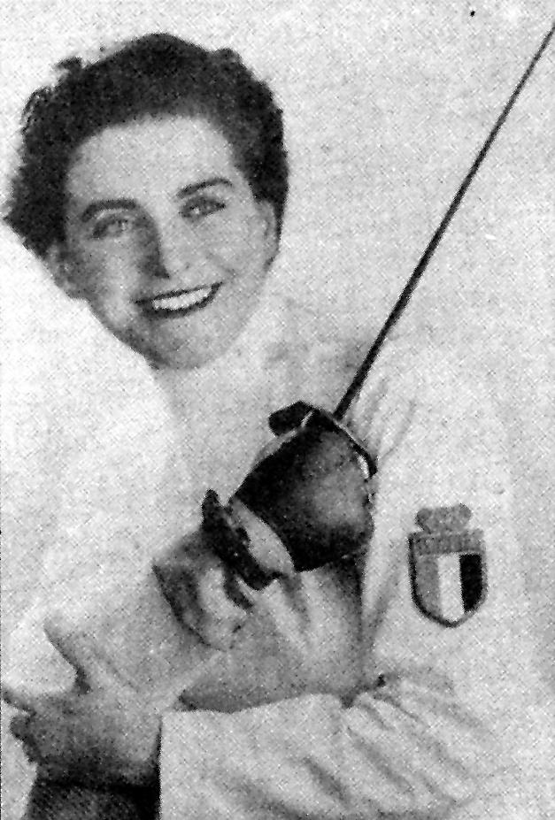 abollis's tweet photo. #Scherma #Trieste I 90 anni di Irene Camber oro olimpico nel '52 a Helsinki Ne scriviamo su @il_piccolo del 12/2 https://t.co/7kyl2xGZEI