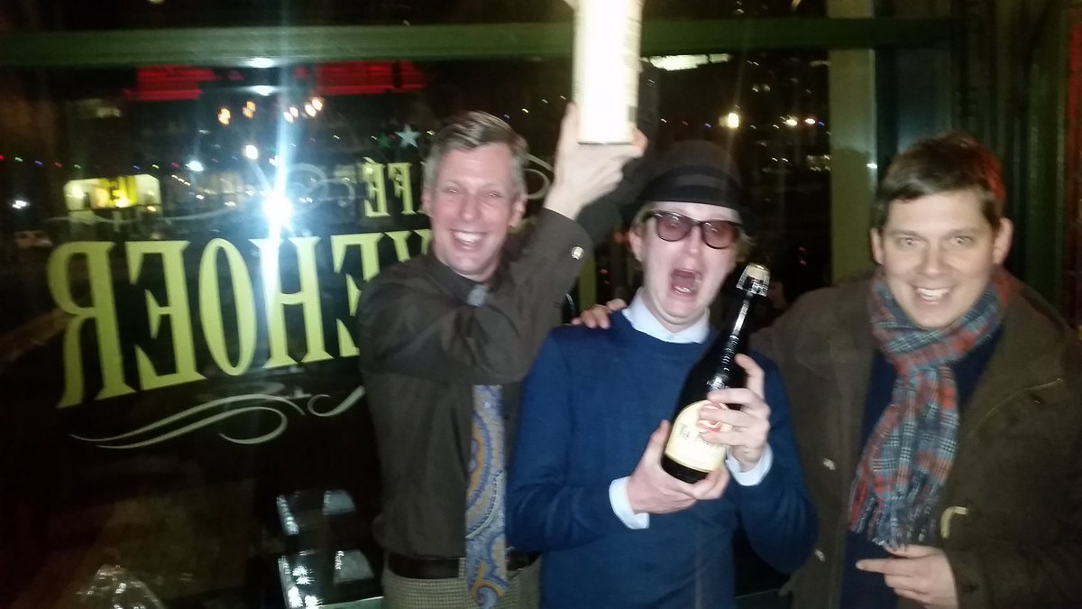 Dandy Dave en Dave von Raven op zelfde dag jarig. Feest op De Kaap in De Ouwehoer.