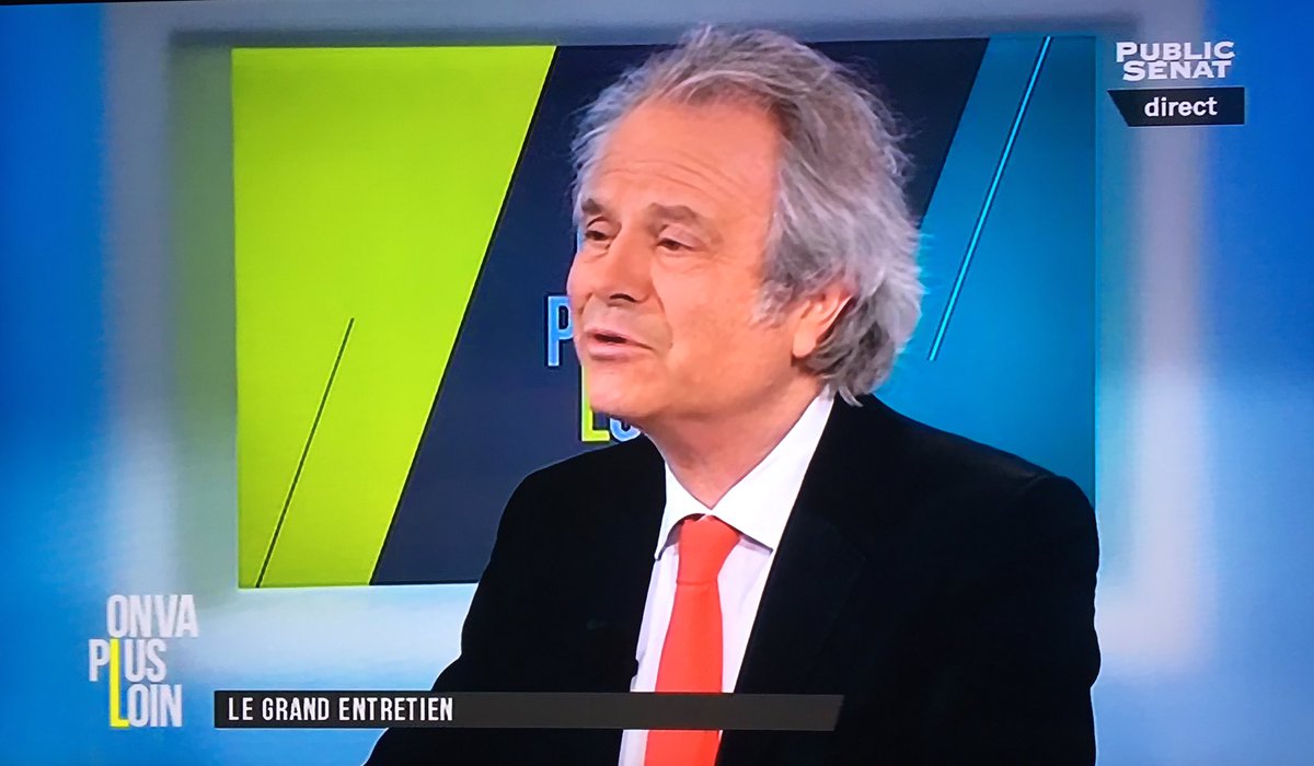 pauline_mazin's tweet photo. Ds #OBPL @SoMabrouk recevait @fogiesbert, auteur de "Chirac,une vie". Très bel entretien avec un homme passionné !! https://t.co/4K7L2kLrWF