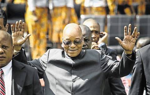 JuadiviveM's tweet photo. Hold up folks! I'm not reckless with our economy, I'm still wearing the same glasses since u voted for me #SONA2016 https://t.co/T2AEhmqZXT