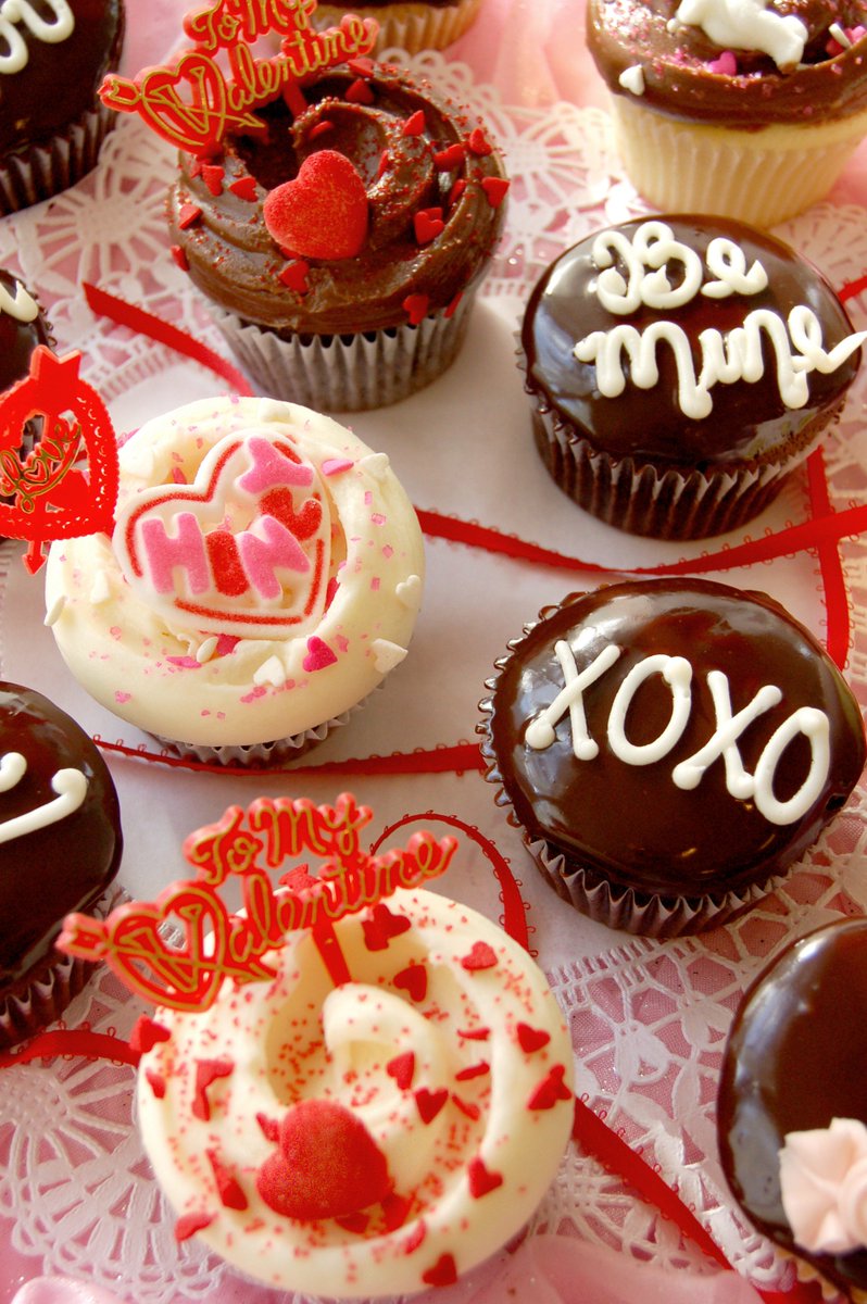 Lovin' from the oven: Valentine's Day treats from NYC bakeries buff.ly/1o7mP5s