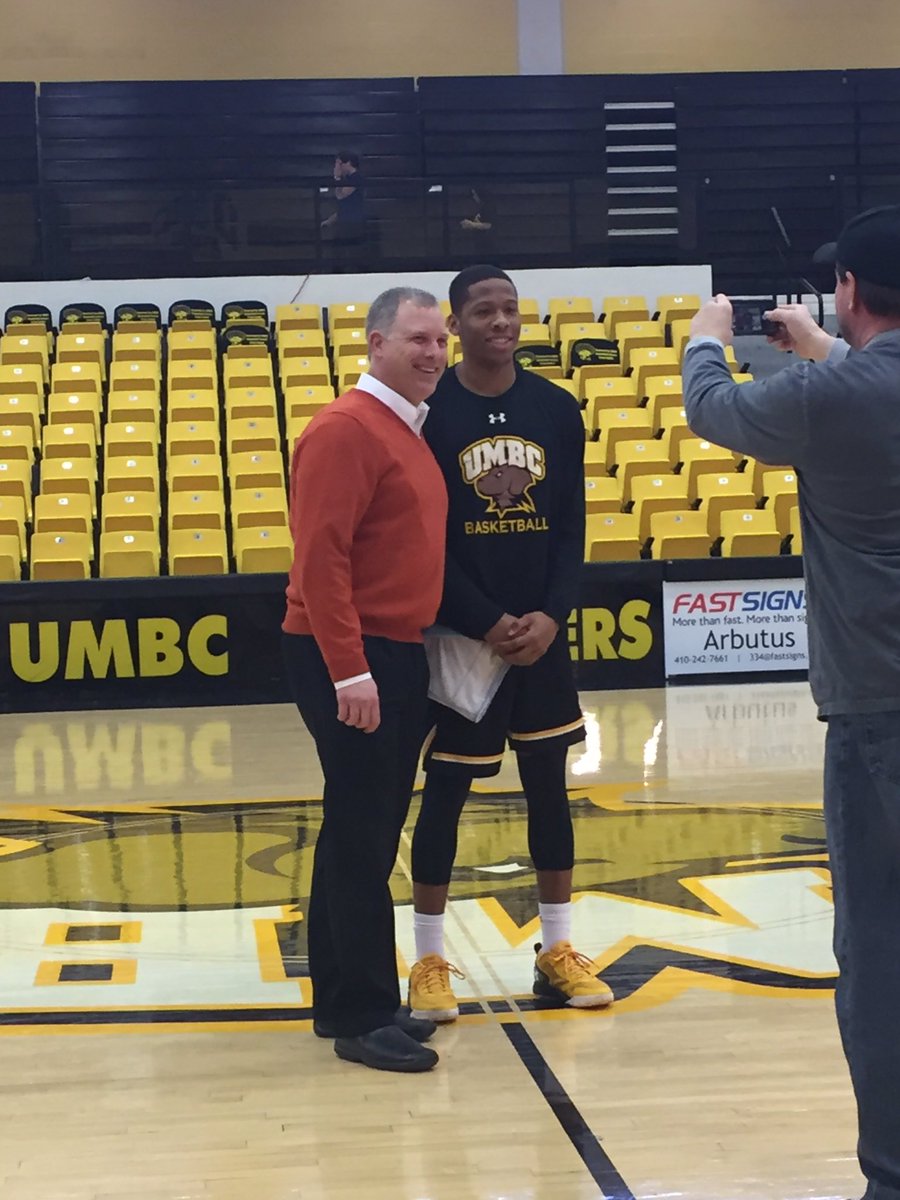 gibbonsoneill's tweet photo. @UMBCAthletics @UMBC_MBB jairus lyles interviewed by the incomparable @WBALPete https://t.co/IJGh984K7f