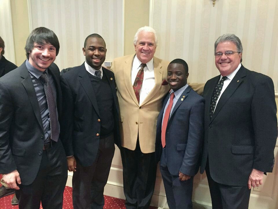Students4MD's tweet photo. Our Pres &amp; VPs were able to grab a photo w/ MD Chancellor @rcaret &amp; MD Senate Pres Mike Miller #USMLobbyDay https://t.co/rZRBCLysAp