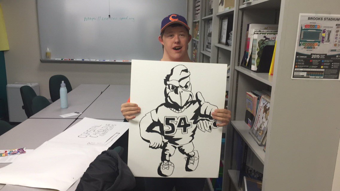 cculifeprogram's tweet photo. @lclane120690 did some great artwork in his class! https://t.co/nMlwbjj8Hx