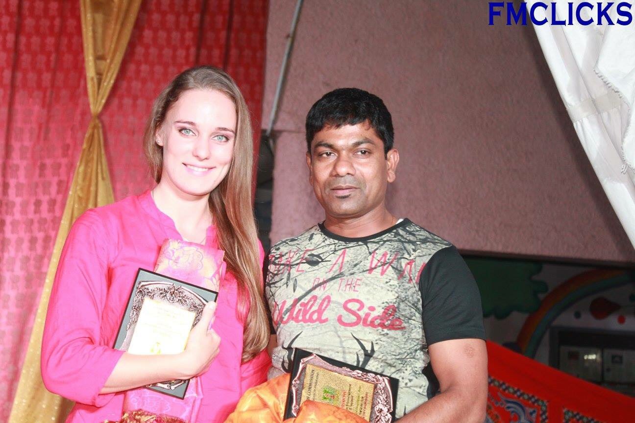 Ca9JSq4UsAA2u7q.jpg:large