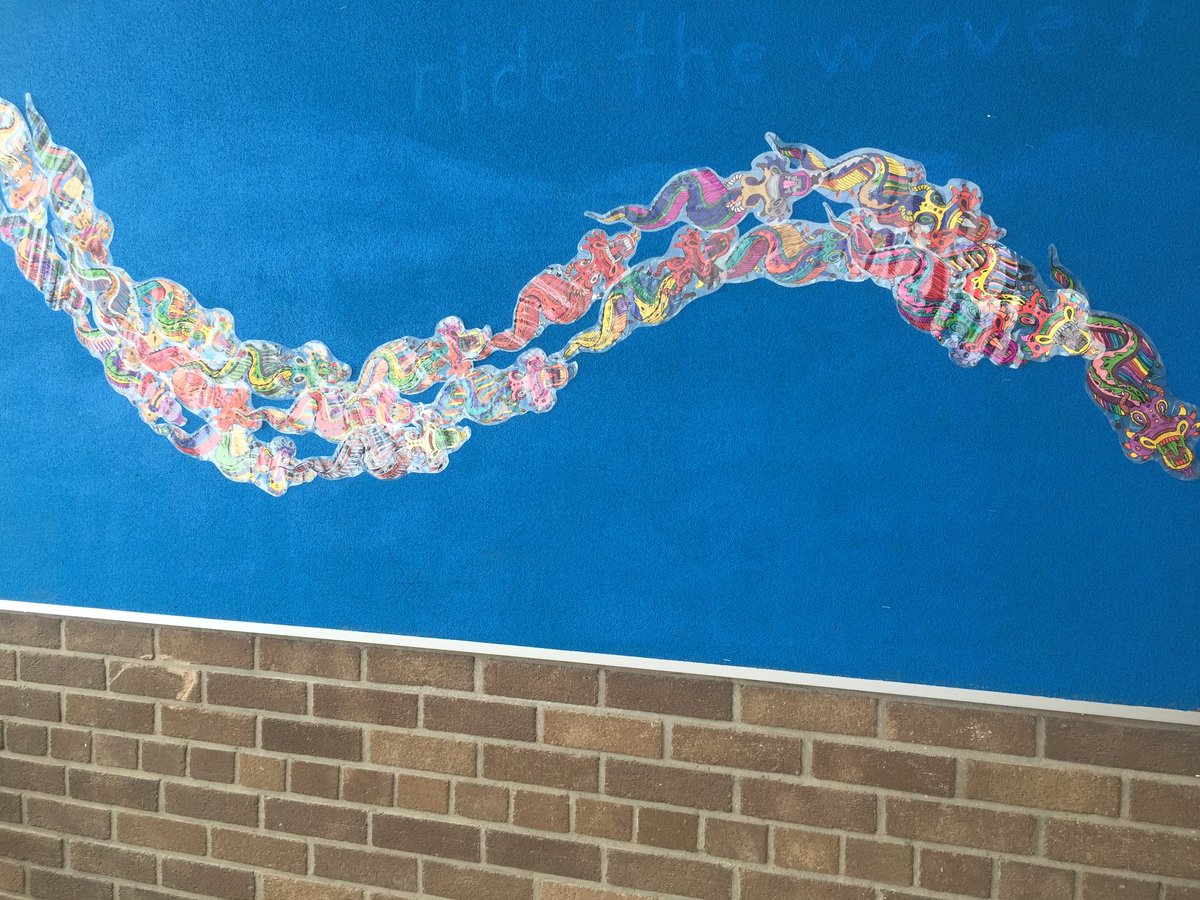 PsConnaught's tweet photo. Another beautiful display is up! #edwards2/3 #makingconnaughtbeautiful @SCDSB_Schools https://t.co/rBIxNS1UVs