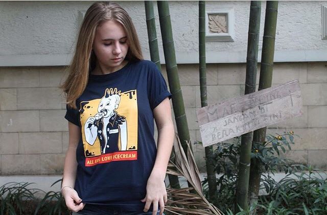 NEW ARRIVAL From AFTERSUNDAYS
"PUNK"
Price 120K
For Online Order : 
Sms : 082227590800
Pin : 2B2E140F