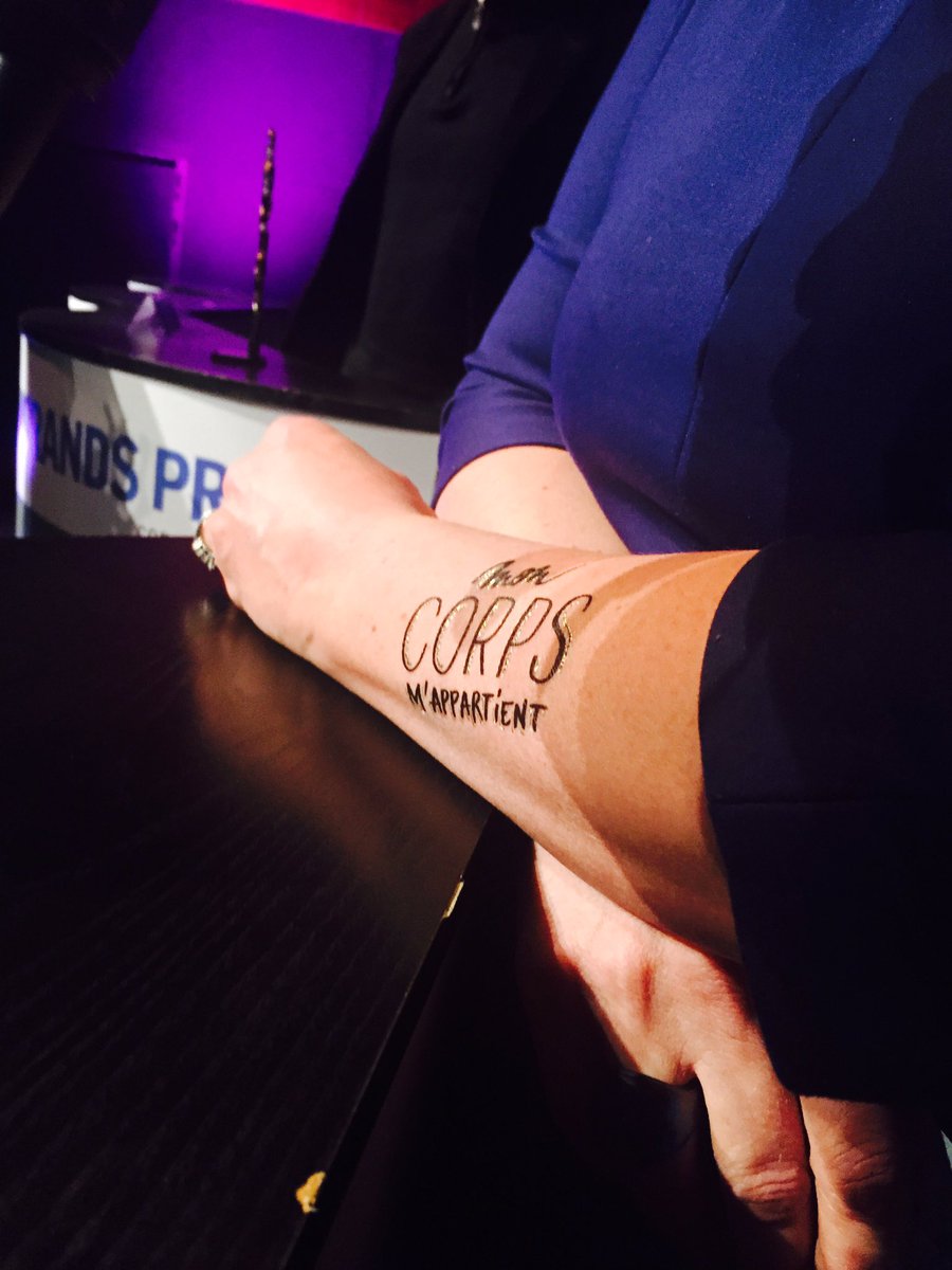 agenceOko's tweet photo. Le tatouage du soir @topcomnews #topcom2016 https://t.co/f2jFhj9D7f
