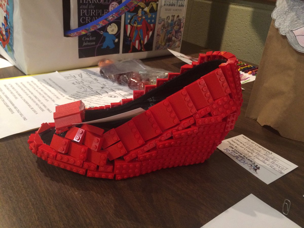 WGRheaLibrary's tweet photo. Planning for SRP 2016 - LOVE the Lego shoe!  #CSLPmanualfind https://t.co/w43GHYaAkZ