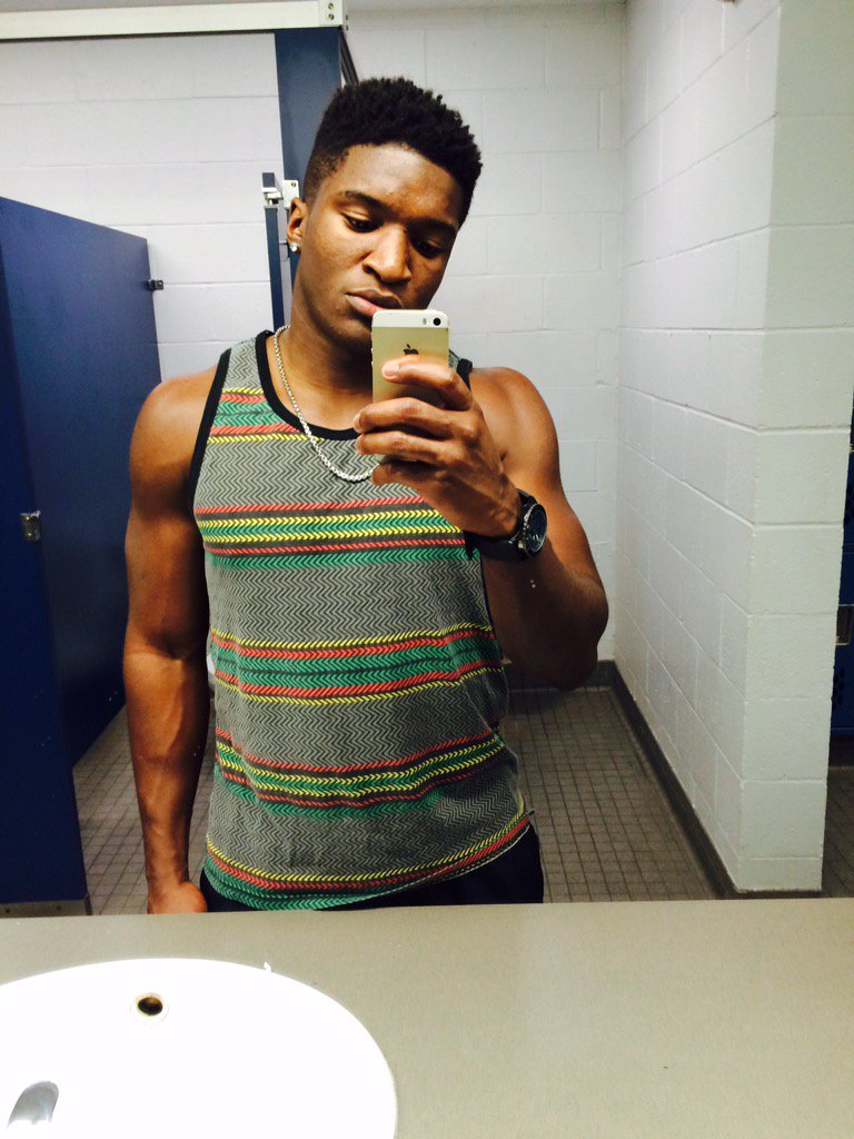 FunzellLamar's tweet photo. Swelling #followmyjourney https://t.co/qqIar4ZAgB