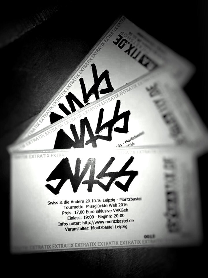 breitesnebraska's tweet photo. @6WI66 tickets sind da. ab jetzt ist die scheisse am brennen. #einz #einz #zwei #leipzig #swiss @AWES0M_0 @Schmokez https://t.co/QbDEZyrOZh