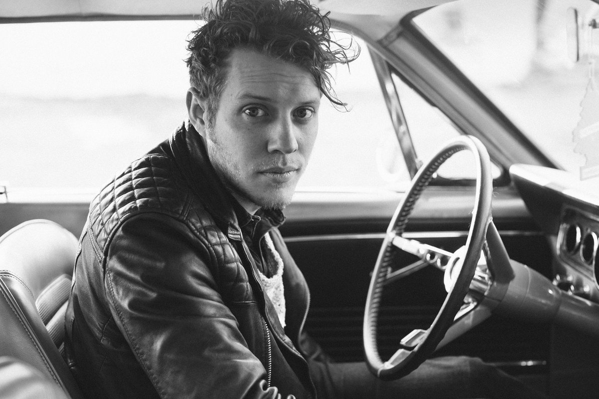 VVoiceMusic's tweet photo. Tomorrow at the Bowery Ballroom, @Andersoneast gives us what "Southern Music" is all about: https://t.co/GrPBwM7Hn5 https://t.co/bFMcpCgSKf
