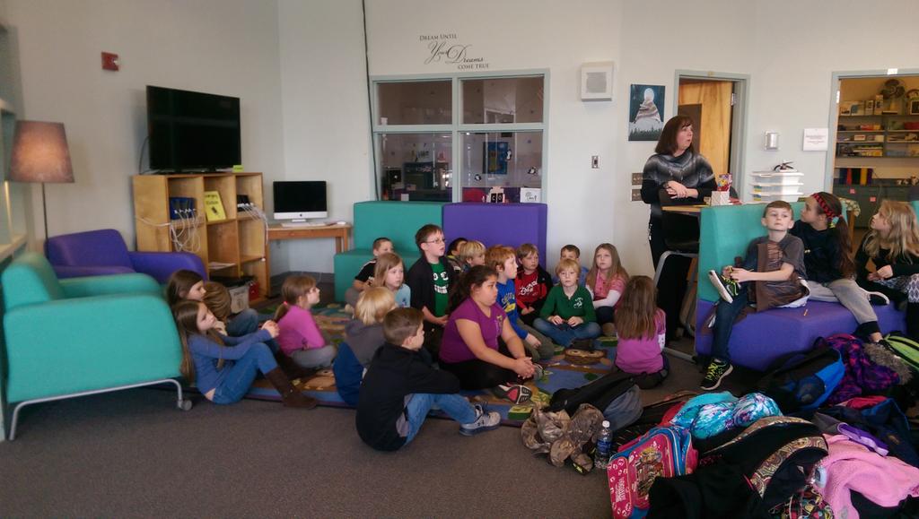 eeswright's tweet photo. Very first Lego Robotics club meeting! Exciting! @EESwiseowls @EESCompton #hoothootees #legosarecool https://t.co/3japbkjxoq