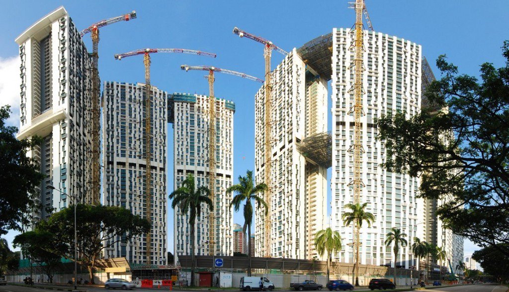 CES's tweet photo. Could 3D printed houses be coming sooner than we expect? https://t.co/JwpBdWaloV https://t.co/WJSG2H8VOv