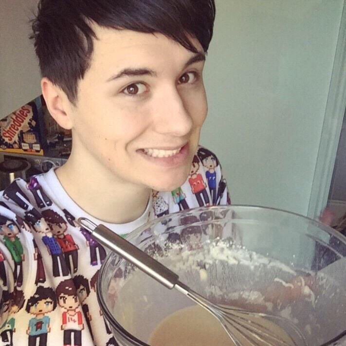 didthiscrap's tweet image. when no one knows who this pancake child is even more than a year later