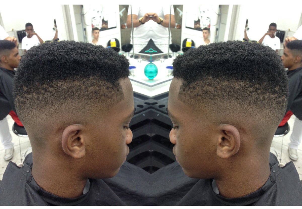 YuriiSantos97's tweet image. ✂️📏💺✔️📸 #ToAi #YuriDuCorte