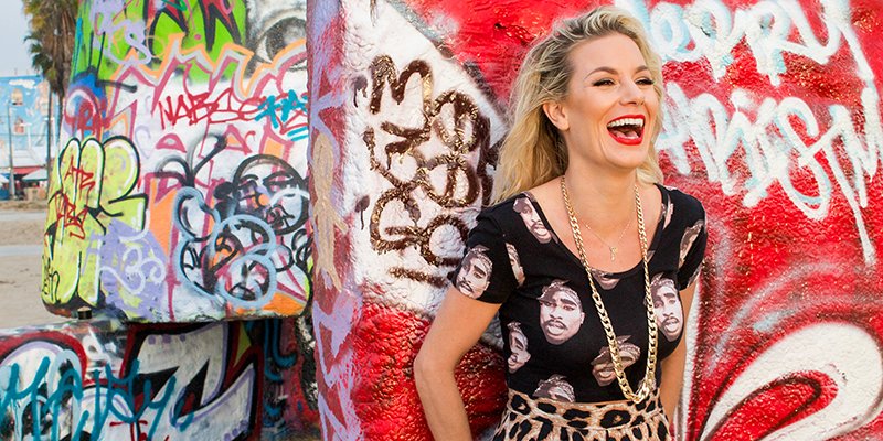 LaughBoston's tweet photo. Want to win tix to see @JessimaePeluso TONIGHT? RT for a chance to win two tickets to tonight's show! https://t.co/heuz2HYgeh