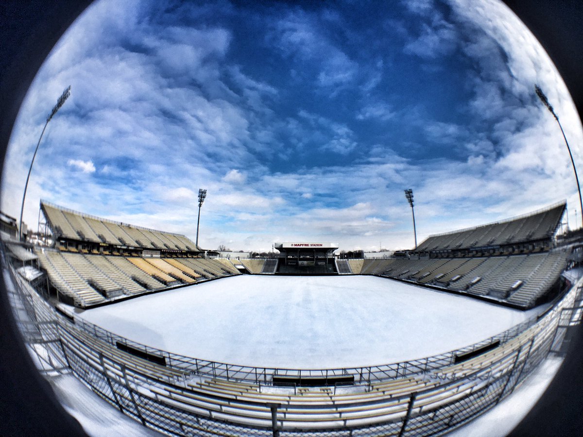 FrankieHejduk2's tweet photo. Breathe-in....Breathe-out....Soon!! #CrewSC #CrewWorld https://t.co/X31qqTtgep