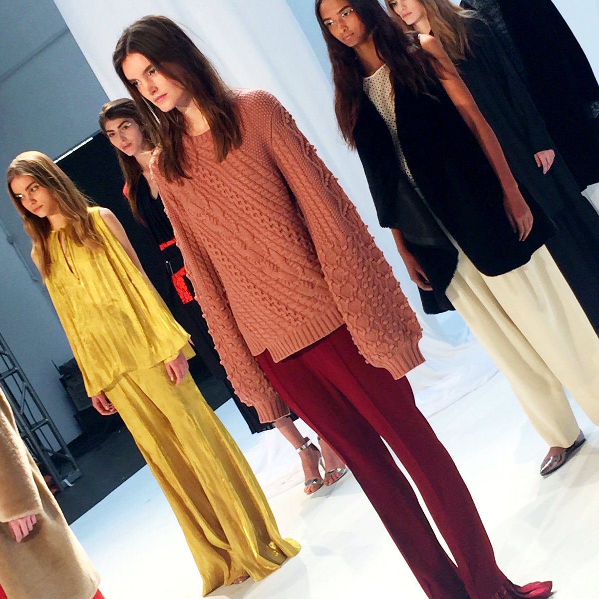 AmandaHearst's tweet photo. Cute looks at the #rhie presentation ❤️❤️❤️ https://t.co/KWze3ryvHP