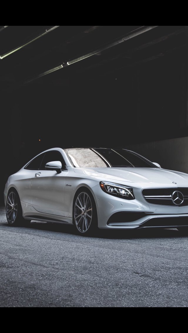 Mercedes Benz S63 coupé