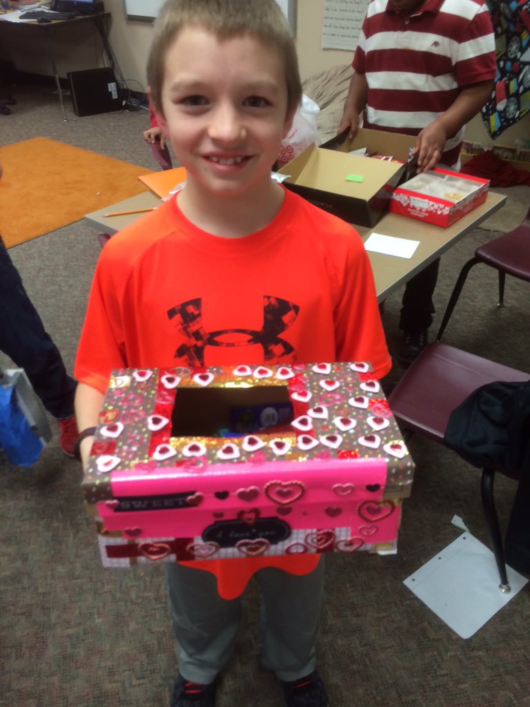 5th_Carlin's tweet photo. Our 3 winners from the Valentine's box challenge! https://t.co/Md7GMfv417