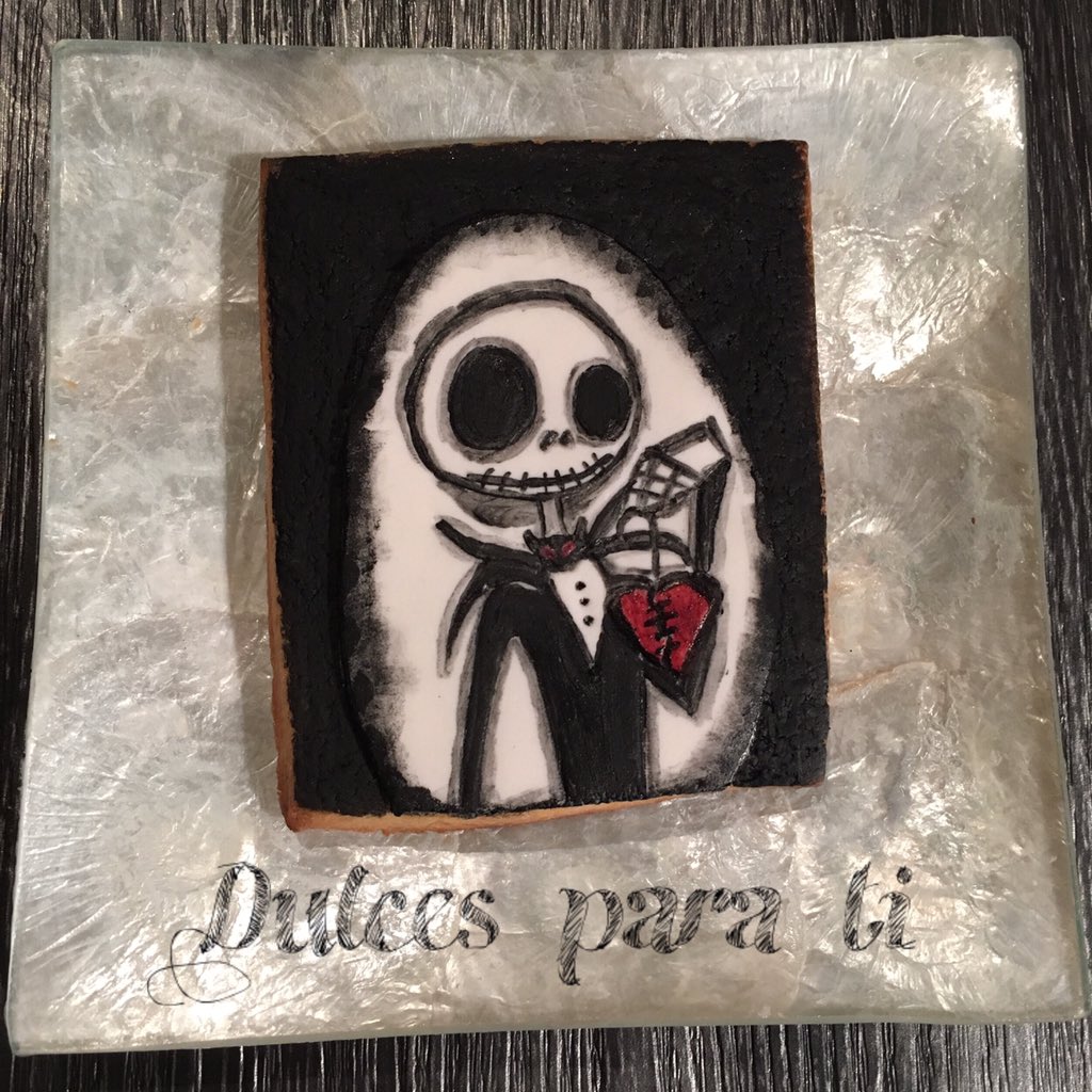 anawel3's tweet photo. Galleta San Valentín diferente #handpaintedcookie #jackvalentine #valentinecookie https://t.co/V42WshLHti
