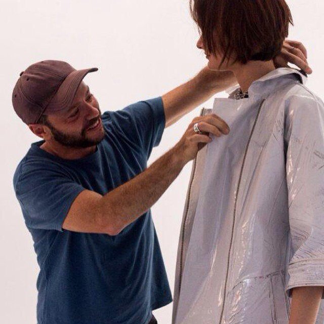 <a href="/martinchurba/">Martin Churba</a> en todos los detalles de la campaña #fw16 #Tramando360 🌐#HSBC