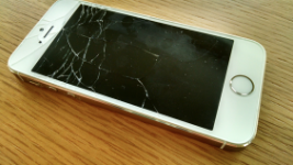 Apple Wants to Buy Back Your Damaged iPhone! cnet.com/news/apple-now…