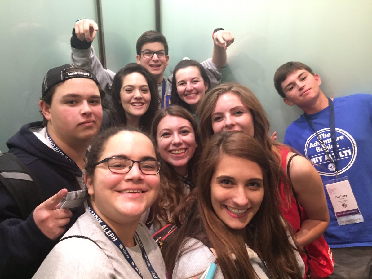 BBYOInsider's tweet photo. The fun is just beginning at #AZABBGIC2016! https://t.co/1s33JQHYst