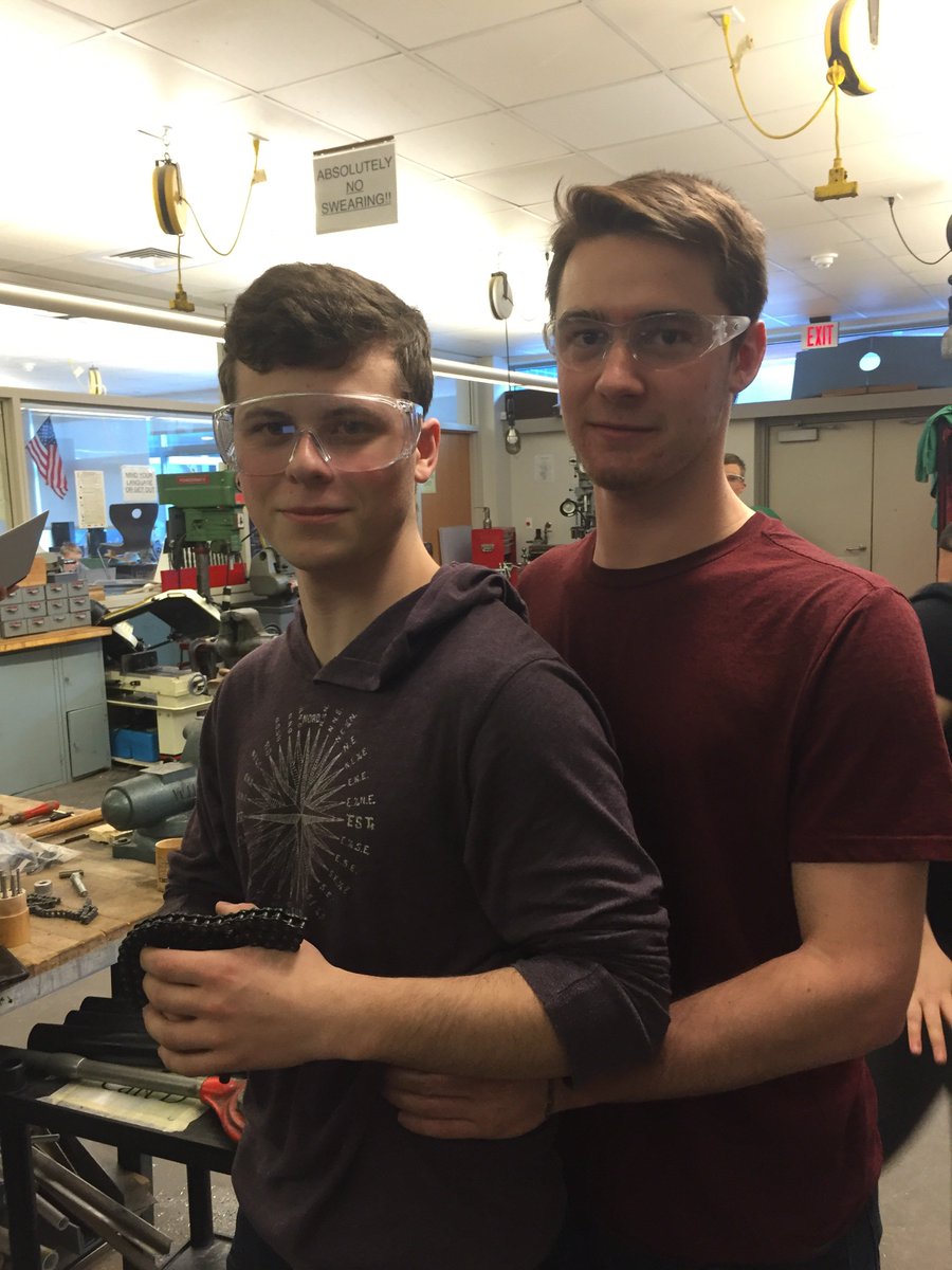 LSrobotics's tweet image. tru luv. #WarriorRobotics #FIRSTSTRONGHOLD #omgrobots