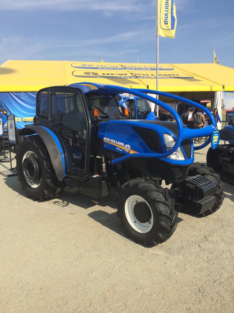 NH_UtilityTr's tweet image. The new T4F Tier 4A with the Fruit Cab showcased here at the World Ag Expo here in Tulare, CA.